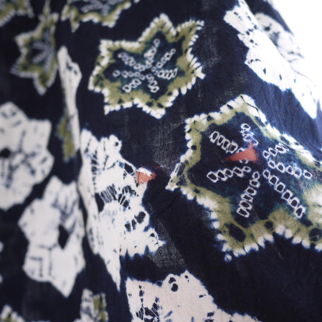 ＊藍絞り染め＊花柄ロングワンピース♡フォロ割-¥200 レディースのワンピース(ロングワンピース/マキシワンピース)の商品写真
