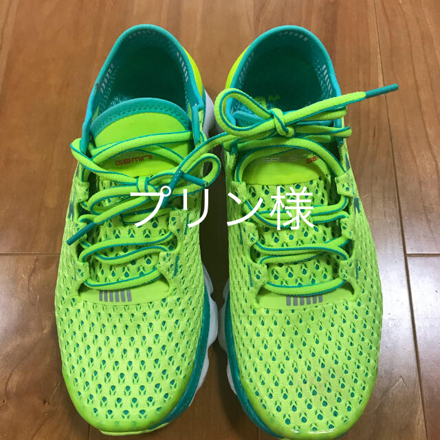 UNDER ARMOUR(アンダーアーマー)のunder armour Gemini スニーカー 23.5 cm キッズ/ベビー/マタニティのキッズ靴/シューズ(15cm~)(スニーカー)の商品写真