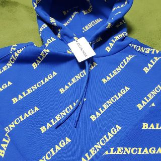 国内正規品BALENCIAGA総ロゴパーカー完売品　新品 XS　付属完備