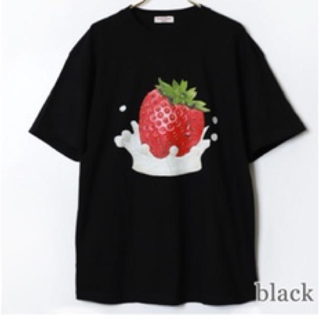 Emily temple cute BIG Tシャツ　ストロベリー