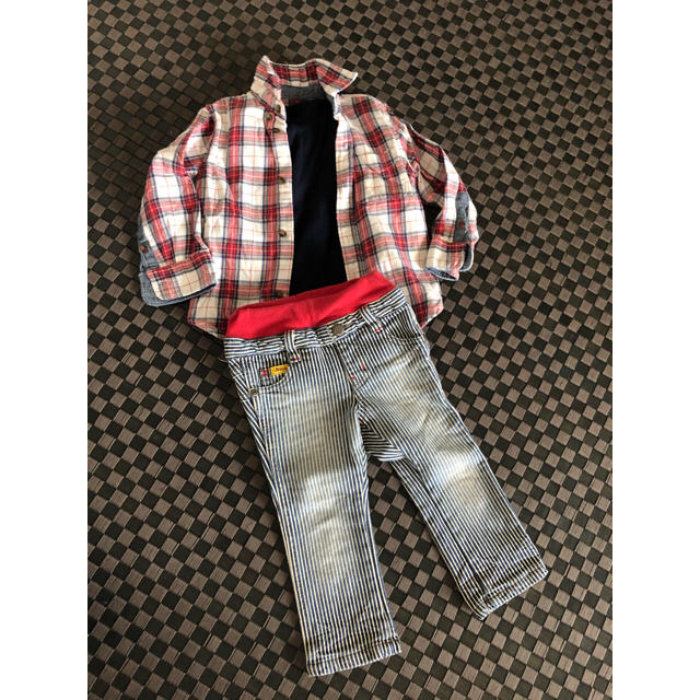 H&M(エイチアンドエム)のH&Mチェックシャツ＋JUNK STOREデニムセット キッズ/ベビー/マタニティのキッズ服男の子用(90cm~)(Tシャツ/カットソー)の商品写真