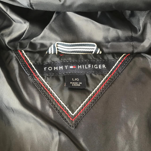 TOMMY HILFIGER(トミーヒルフィガー)のダウンジャケットＬサイズ　 レディースのジャケット/アウター(ダウンジャケット)の商品写真