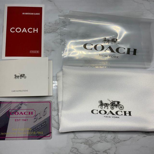 COACH(コーチ)の【フォロー割10%】赤 &茶COACH×PEANUTS スヌーピー  レディースのファッション小物(財布)の商品写真