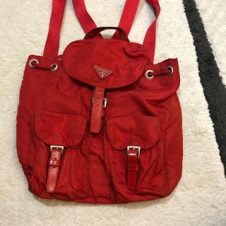 PRADA - プラダ リュック 赤 PRADAの通販 by なーず|プラダならラクマ