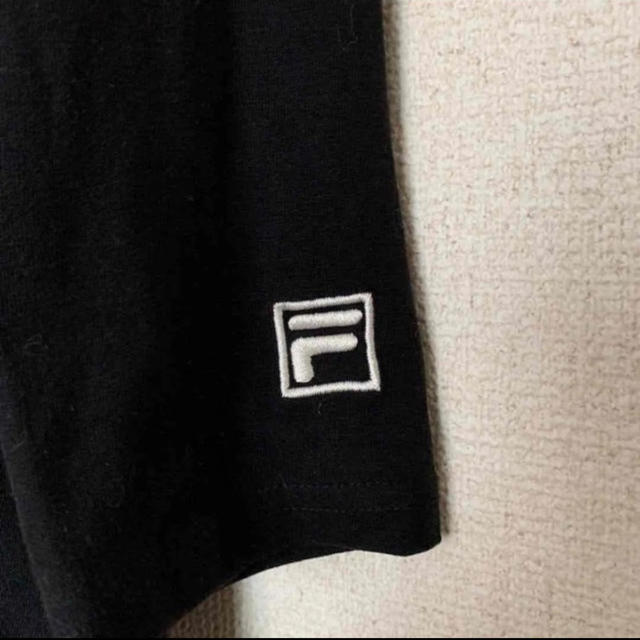 FILA(フィラ)のFILA   ロゴ　ロングTシャツ レディースのトップス(Tシャツ(長袖/七分))の商品写真