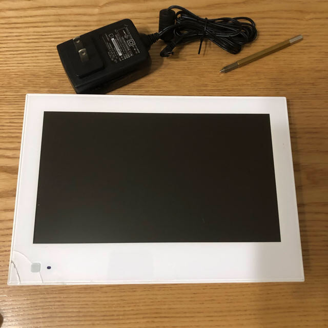 Softbank(ソフトバンク)の防水ポータブルテレビ ソフトバンク フォトビジョン hw202 改造済 全画面 スマホ/家電/カメラのテレビ/映像機器(テレビ)の商品写真