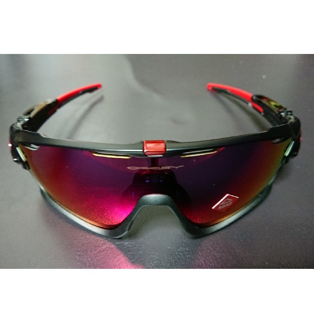 Oakley(オークリー)のOAKLEYサングラス JAWBREAKER Prizm Matte Black スポーツ/アウトドアの自転車(ウエア)の商品写真