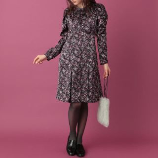 me&me couture deicy ワンピース(ひざ丈ワンピース)