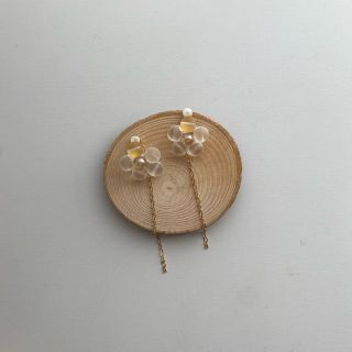 カスタネ(Kastane)のmat flower earring. pierce(イヤリング)