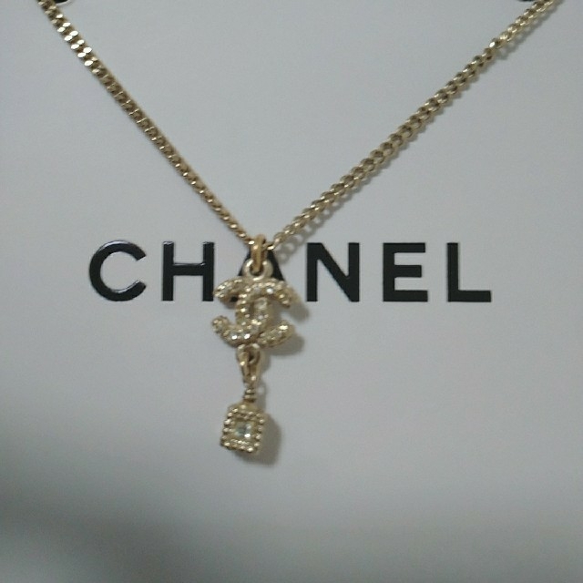 シャネル　ネックレス　キューブ　CHANEL