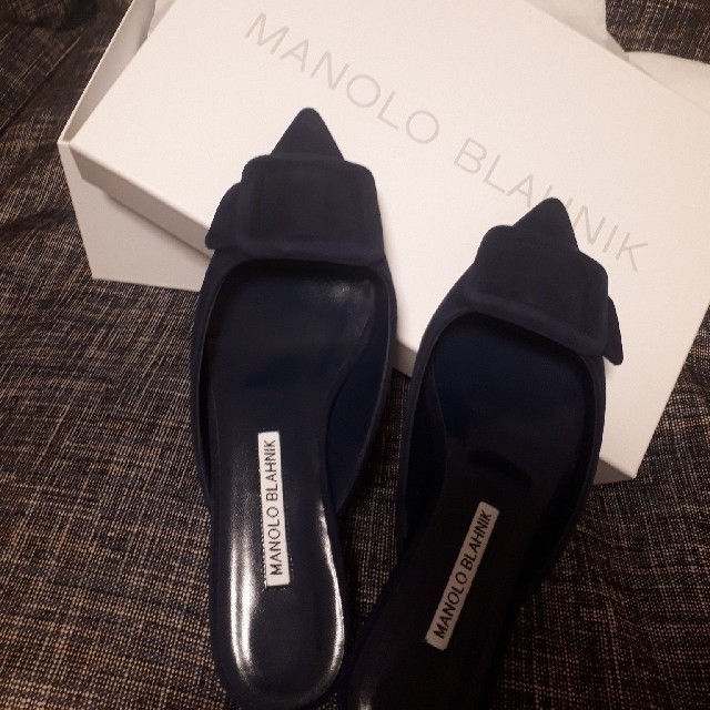 MANOLO BLAHNIK(マノロブラニク)のマノロブラニク　ネイビー　35 レディースの靴/シューズ(ハイヒール/パンプス)の商品写真