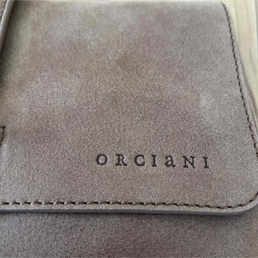 新品タグ付き☆ ORCIaNI クラッチバッグ　イタリア製　牛皮