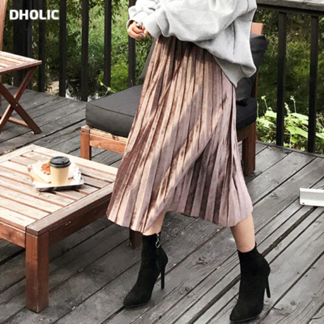 dholic(ディーホリック)のベロアプリーツスカート レディースのスカート(ロングスカート)の商品写真