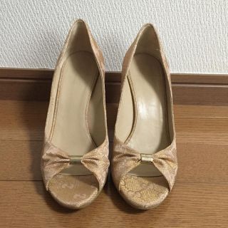 グッチ(Gucci)のGUCCI＊ベージュパンプス(ハイヒール/パンプス)