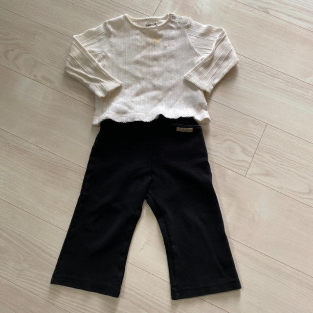 BeBe(ベベ)のbebe 90 上下セット　送料無料 キッズ/ベビー/マタニティのキッズ服女の子用(90cm~)(パンツ/スパッツ)の商品写真