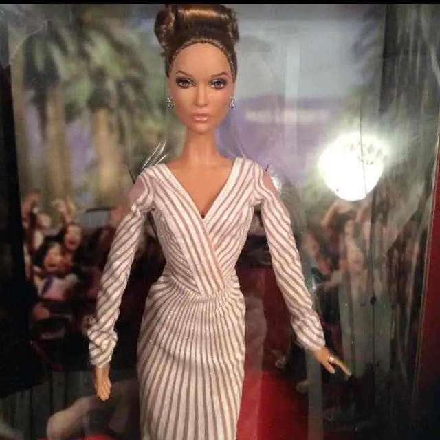 Jennifer Lopez Barbie(バービー) Red Carpet Doll ドール 人形 フィギュア