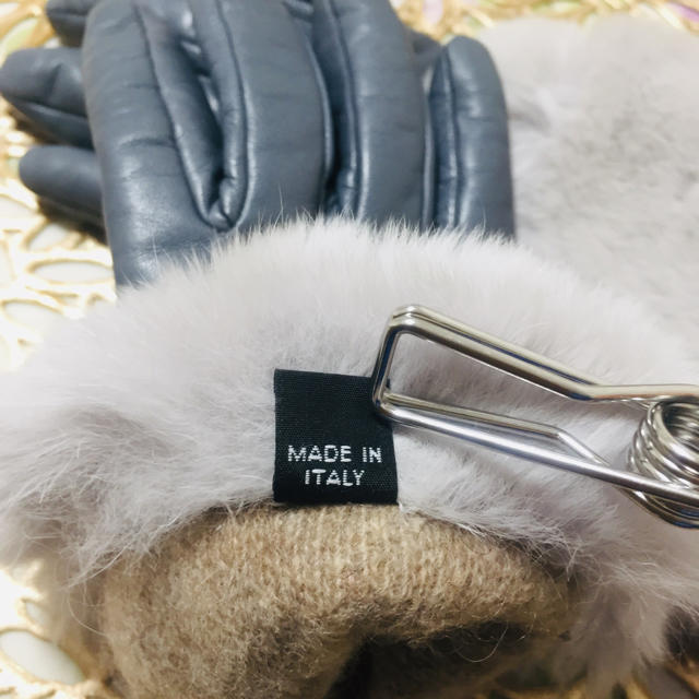 TOMORROWLAND(トゥモローランド)のトゥモローランド  革手袋 ブルーグレー レディースのファッション小物(手袋)の商品写真