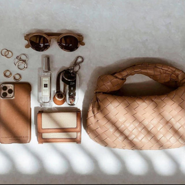 room306 CONTEMPORARY(ルームサンマルロクコンテンポラリー)のroom306contemporary ミニウォレット 財布 ポーチ 完売品  レディースのファッション小物(財布)の商品写真