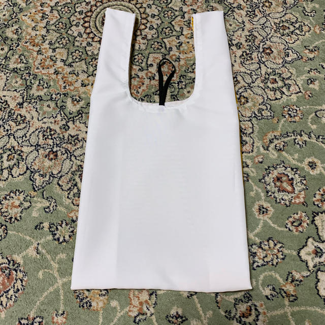 可愛いエコバッグ トートバッグ ちょっと小さめの通販 By 出品作品ハンドメイド ラクマ 可愛いエコバッグ トートバッグ ちょっと小さめの通販 By 出品作品ハンドメイド ラクマ