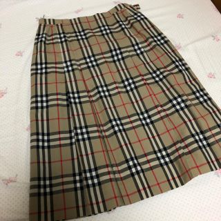 バーバリー(BURBERRY)のバーバリー　スカート(ひざ丈スカート)