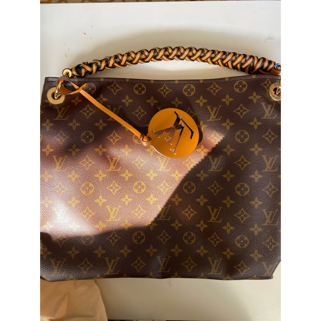 LOUIS VUITTON - 新品未使用箱付きハワイ限定ルイヴィトンバックの通販 by 123's shop｜ルイヴィトンならラクマ