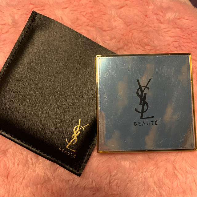 Yves Saint Laurent Beaute(イヴサンローランボーテ)のSaint Laurent コスメ/美容のコスメ/美容 その他(その他)の商品写真