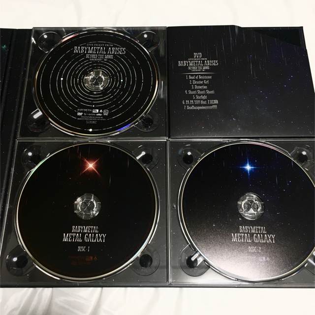 BABYMETAL(ベビーメタル)の【美品】BABYMETAL METAL GALAXY THE ONE 限定版 エンタメ/ホビーのDVD/ブルーレイ(ミュージック)の商品写真