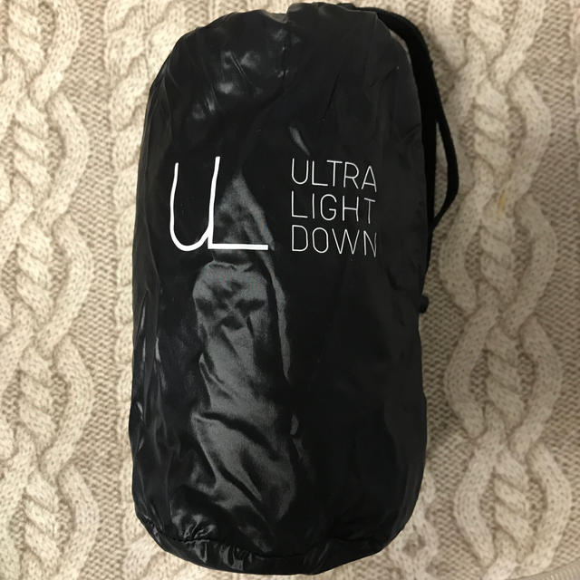 UNIQLO(ユニクロ)のユニクロ　ウルトラライトダウン　巾着袋　ブラック レディースのファッション小物(その他)の商品写真