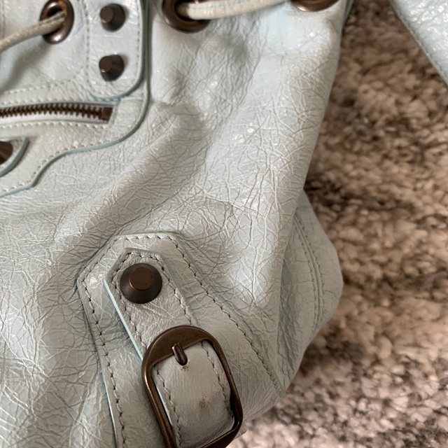 BALENCIAGA BAG(バレンシアガバッグ)のBALENCIAGA バレンシアガ  ミニポンポン レディースのバッグ(ショルダーバッグ)の商品写真