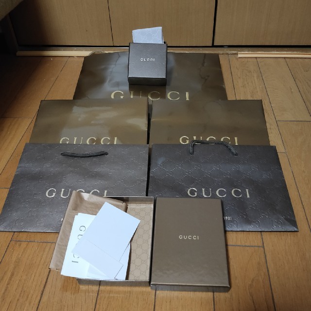 Gucci(グッチ)のGUCCI 袋 空箱 レディースのバッグ(ショップ袋)の商品写真