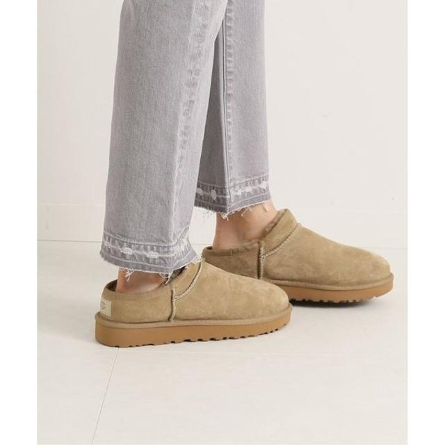 UGG(アグ)の新品　UGG CLASSIC SLIPPER  レディースの靴/シューズ(スリッポン/モカシン)の商品写真