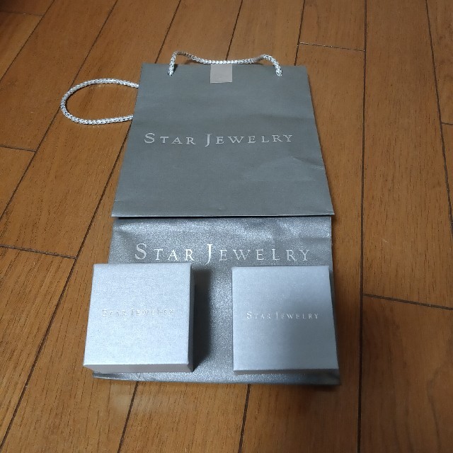 STAR JEWELRY(スタージュエリー)のSTAR JEWELRYの袋と空箱です。 レディースのバッグ(ショップ袋)の商品写真