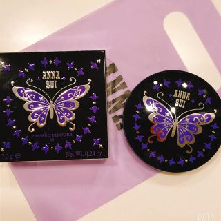 アナスイ(ANNA SUI)のharusan専用　ANNA SUI限定プレストパウダーM01(フェイスパウダー)