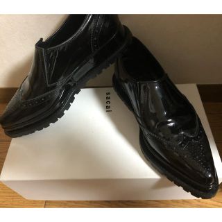 サカイ(sacai)のsacaiエナメルローファー(ローファー/革靴)