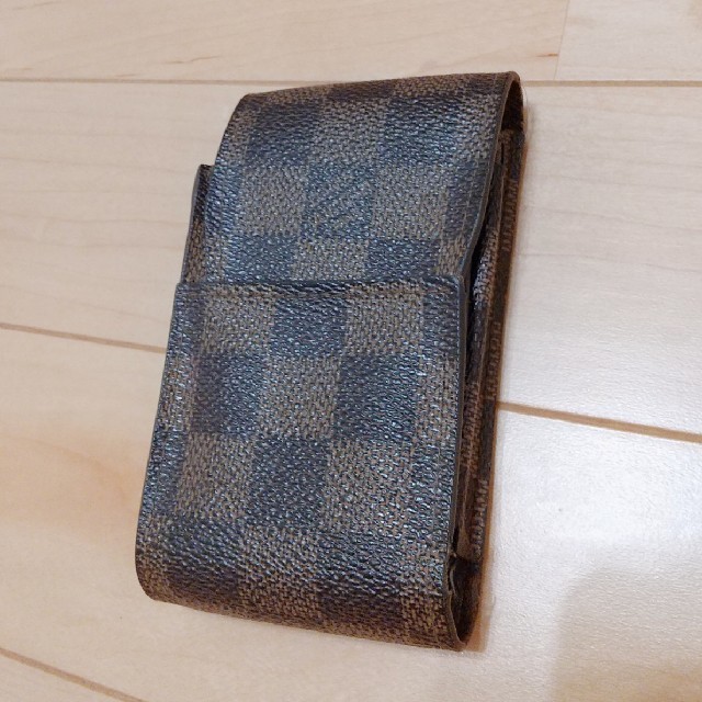 LOUIS VUITTON(ルイヴィトン)のロゴデザイン☆シュガーケース メンズのファッション小物(タバコグッズ)の商品写真