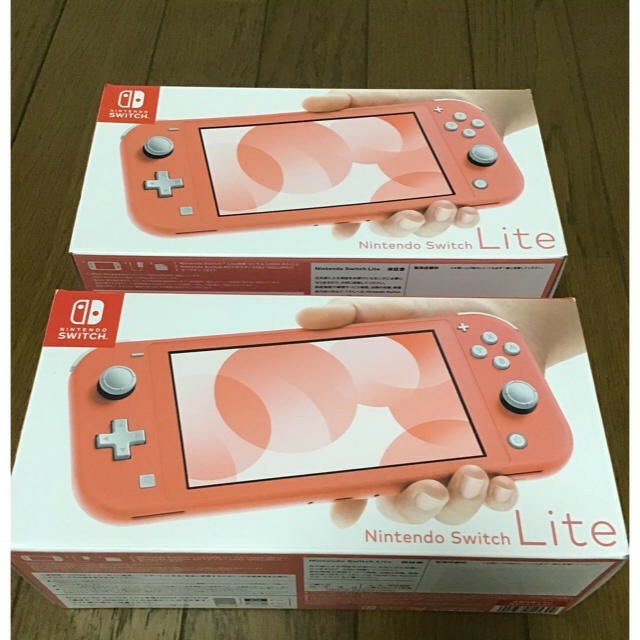 ニンテンドースイッチライト　コーラル二台セット