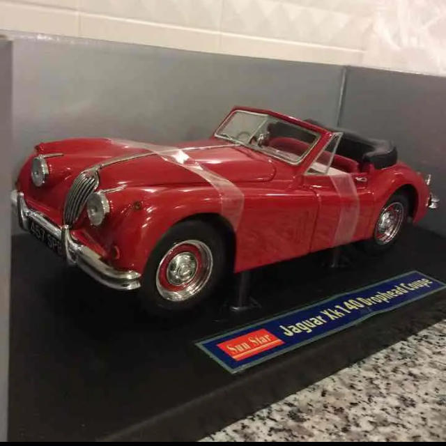 ジャガー XK 140 Drophead Coupe ミニカー