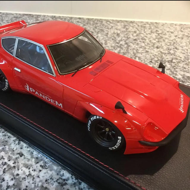 PANDEM240Z PANDEM 240Z ロケットバニー 1/18 ミニカー