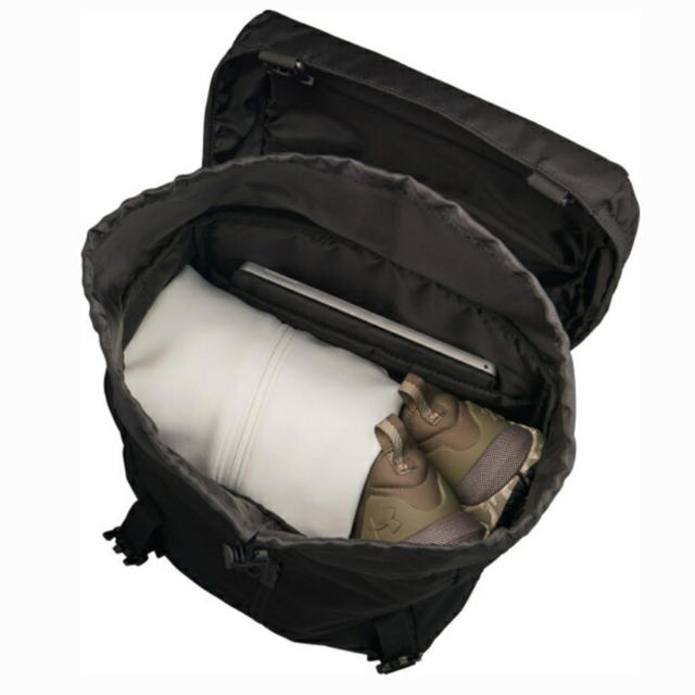 UNDER ARMOUR(アンダーアーマー)のアンダーアーマー リュック UAクールバックパック 26L  メンズのバッグ(バッグパック/リュック)の商品写真