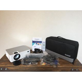 FANGOR F 506 5500ルーメン プロジェクター WIFI ほぼ未使用の通販 by