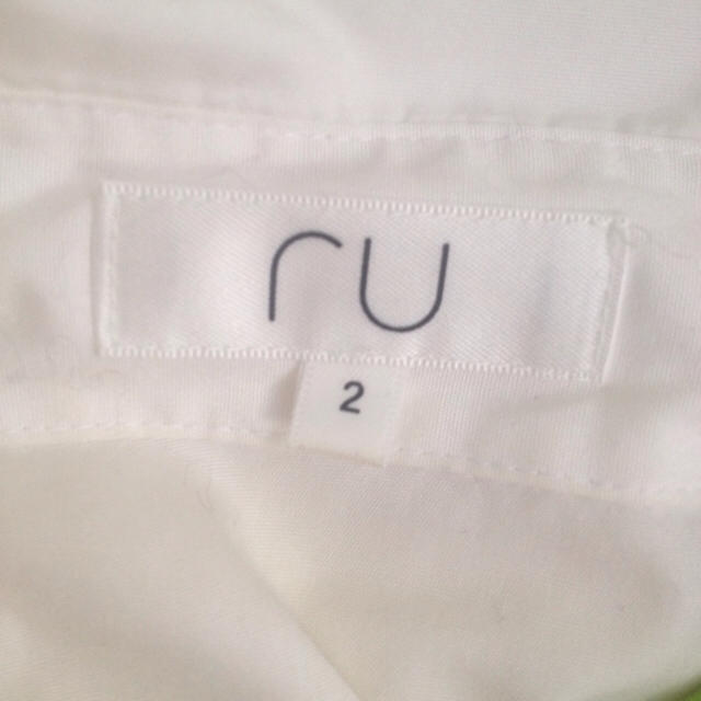 RU(アールユー)のru☆リクルートシャツ レディースのトップス(シャツ/ブラウス(長袖/七分))の商品写真