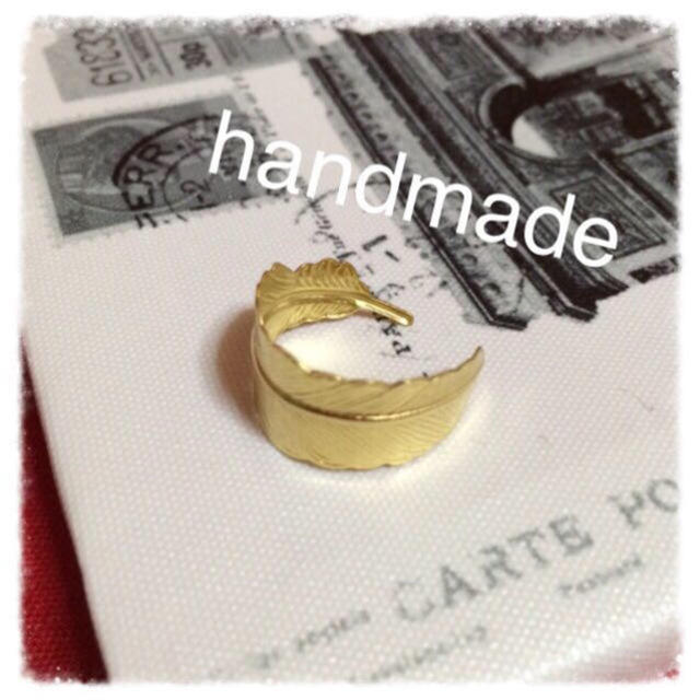 大好評♡handmade フェザーリング ハンドメイドのアクセサリー(リング)の商品写真