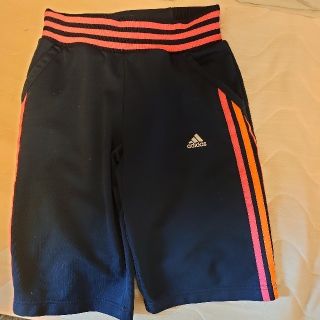 アディダス(adidas)のゆいたろうさん専用adidasハーフパンツ160cm(パンツ/スパッツ)