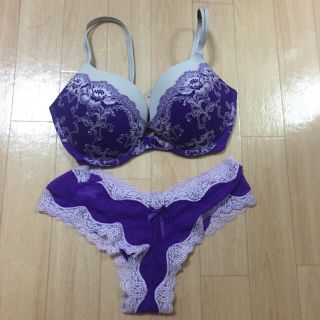 ヴィクトリアズシークレット(Victoria's Secret)のVictoria's secret下着(ブラ&ショーツセット)