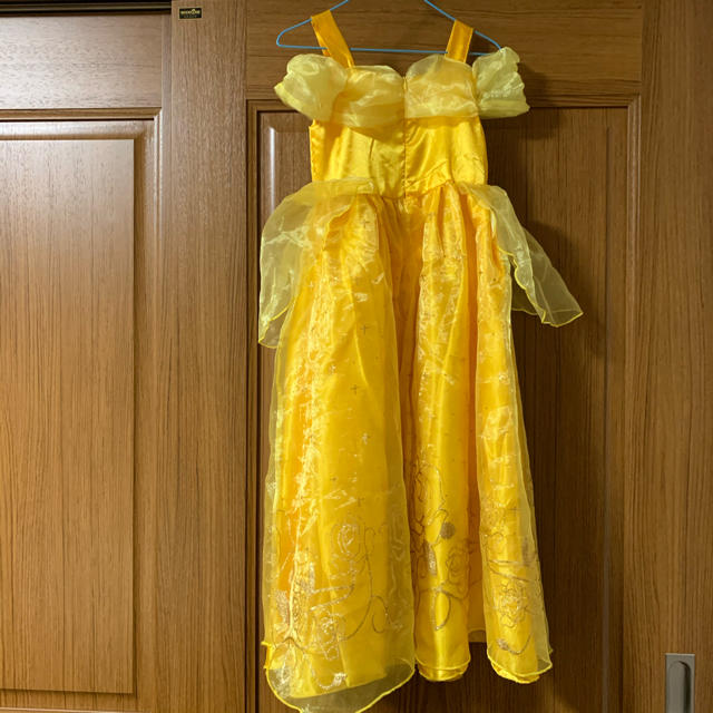 プリンセス　ドレス　120 ハロウィン　イエロー キッズ/ベビー/マタニティのキッズ服女の子用(90cm~)(ドレス/フォーマル)の商品写真