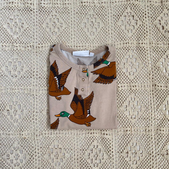 Caramel baby&child (キャラメルベビー&チャイルド)のMini Rodini 長袖　Tシャツ　116-122 キッズ/ベビー/マタニティのキッズ服男の子用(90cm~)(Tシャツ/カットソー)の商品写真