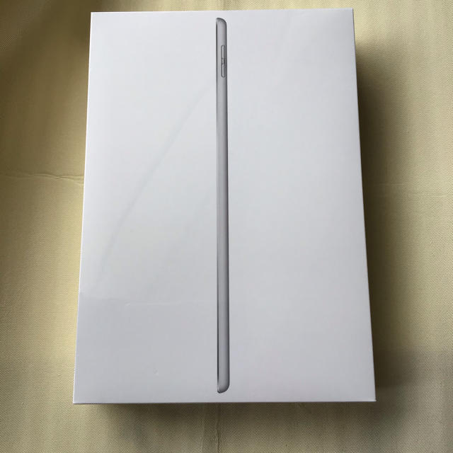 【未開封新品】Apple iPad Wi-Fi 32GB 第8世代　2020年