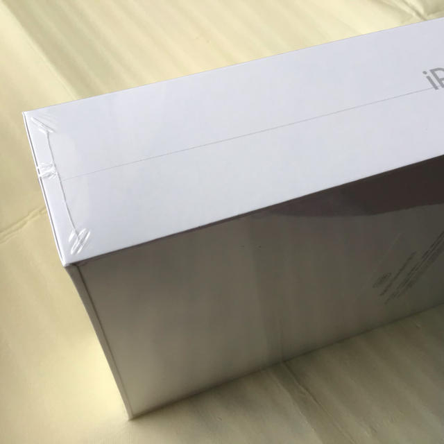 【未開封新品】Apple iPad Wi-Fi 32GB 第8世代　2020年 3