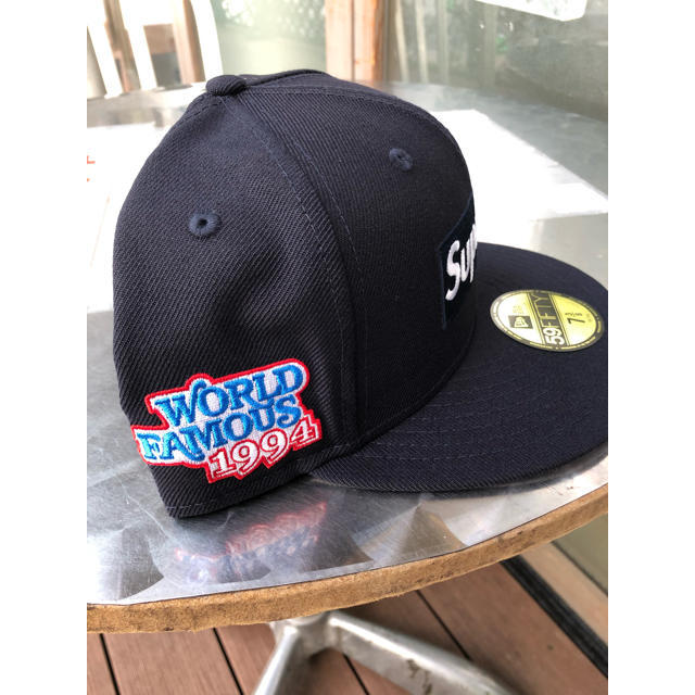 Supreme(シュプリーム)のシュプリーム　World Famous Box Logo New Era メンズの帽子(キャップ)の商品写真