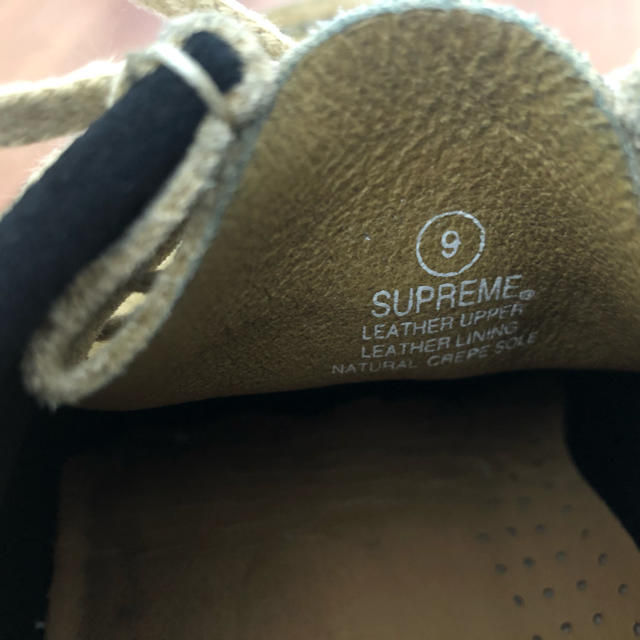 Supreme(シュプリーム)のsupreme×clarks ワラビー メンズの靴/シューズ(その他)の商品写真